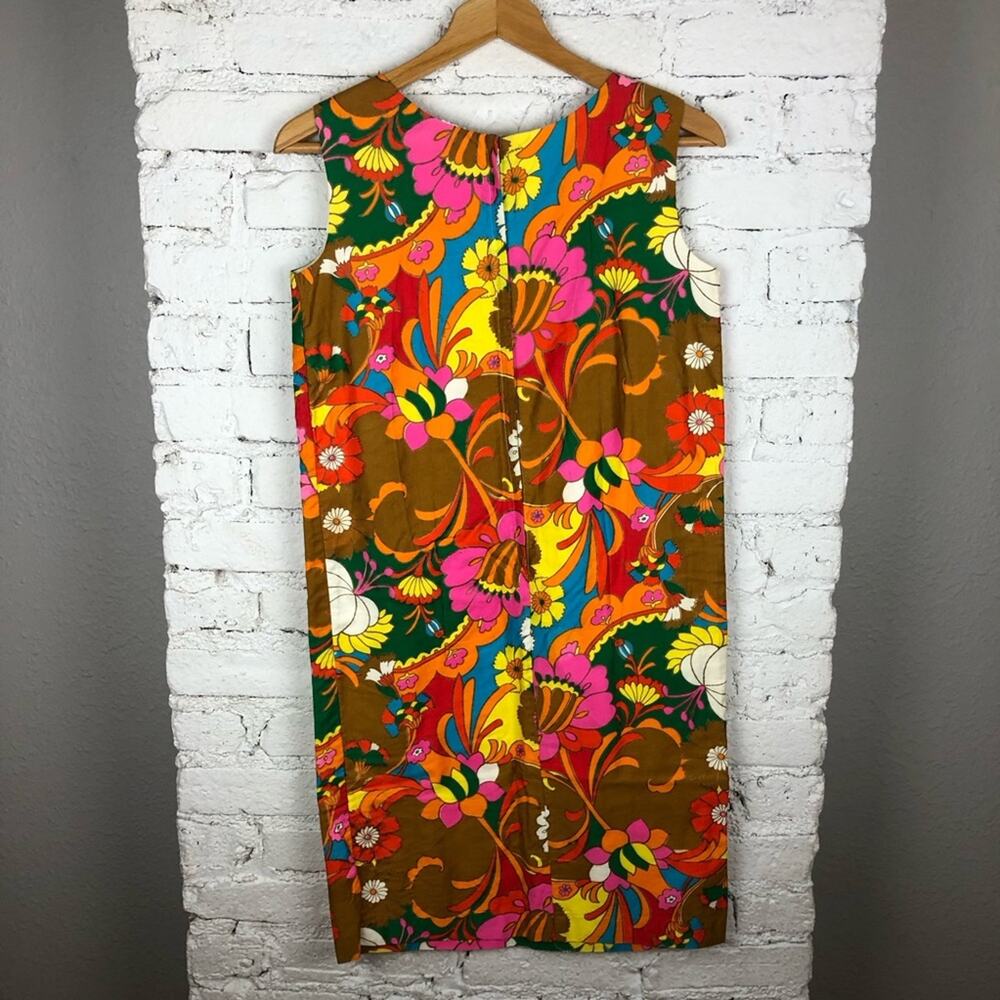 Vintage Floral Hawaiian Dress - Picture 2 of 11
